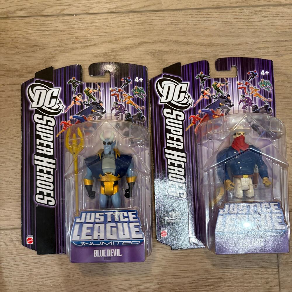 Justice League Unlimited DC Super Heroes 2 Figures Blue Devil, Vigilante NEW